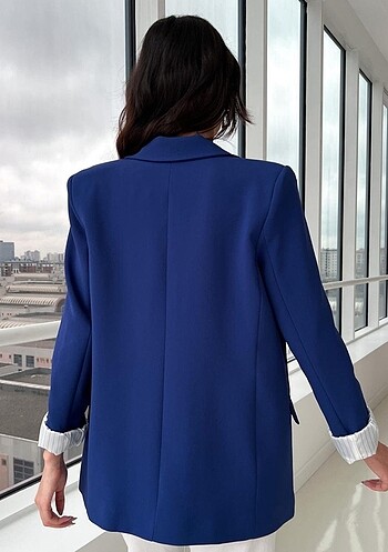 l Beden Esra helvaci kol katlamali blazer ceket