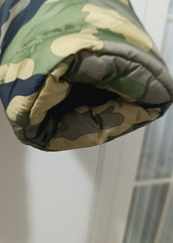 Kamuflaj Desenli Erkek Çocuk Mont - Görsel 3