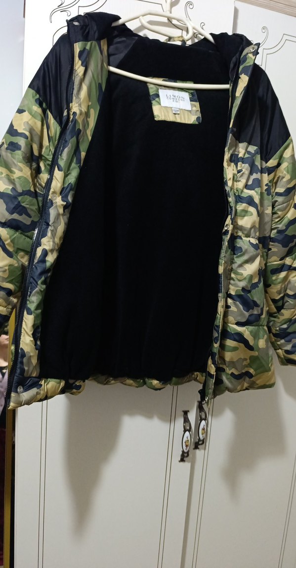 Kamuflaj Desenli Erkek Çocuk Mont - Görsel 5