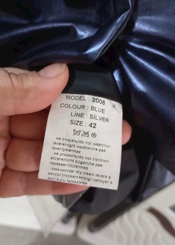 Parlak Mavi Uzun Kollu Kadın Yağmurluk - Görsel 4