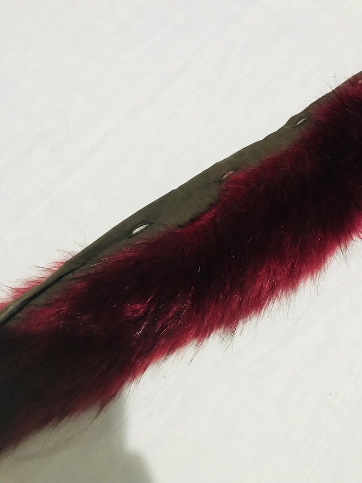 Bordo Kürk Detaylı Kadın Suni Kürk - Görsel 3