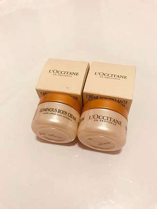 Loccitane Isiltili (Simli) vücut kremi