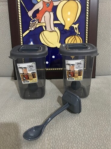 Beden gri Renk 450ml lik 6 adet kendisinden kaşıklı baharatlık