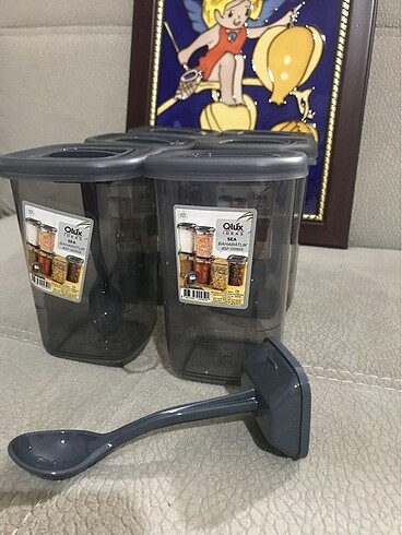 Diğer 450ml lik 6 adet kendisinden kaşıklı baharatlık