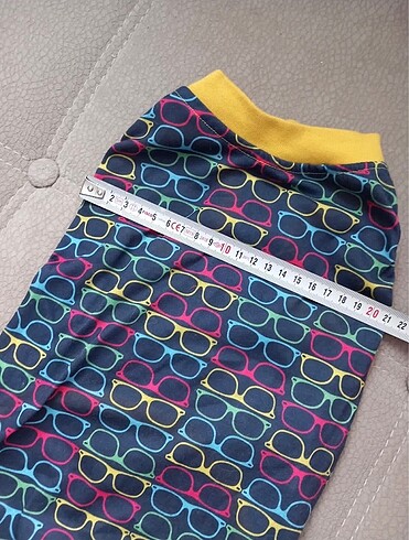 Gözlük desenli kedi elbisesi - Görsel 3