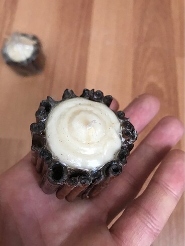 Beden Yurtdışından alınan 2 adet dekoratif mum
