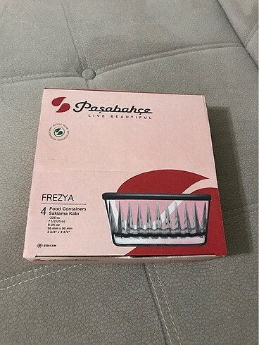 Paşabahçe Paşabahçe frezya kapaklı 4 lü saklama kabı