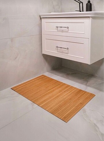 70*45 ebatında bambo banyo matı