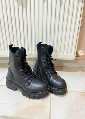 Kadın Siyah Deri Platform Topuklu Goth Bot