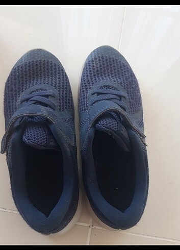 30 Beden Nike spor ayakkabı