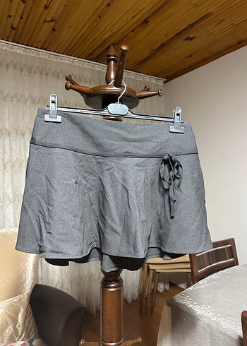 l Beden Pull&Bear Kadın Gri Mini Kemerli Etek