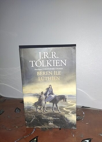J.R.R Tolkien - Beren ile Luthien 