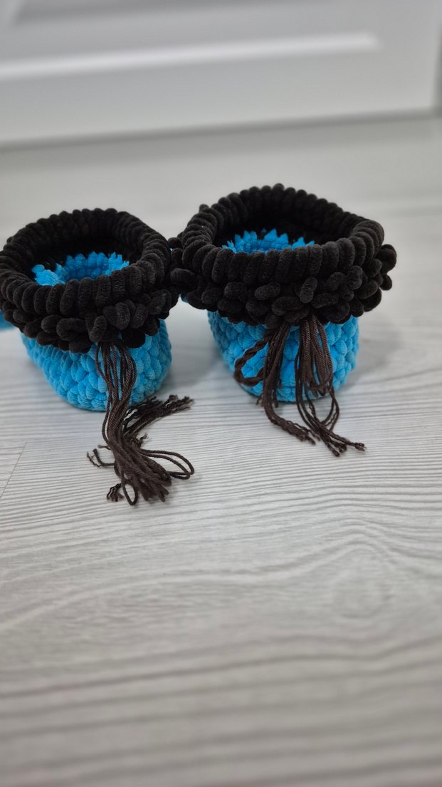 Mavi Örgü Erkek Bebek Patik - Görsel 3