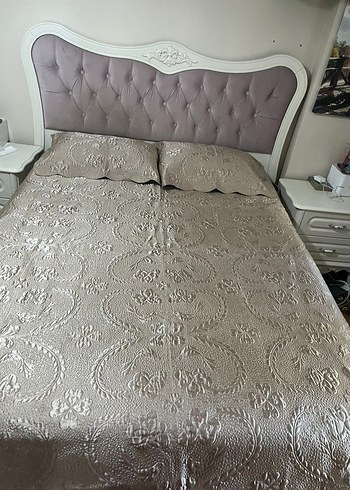 Bej Nakışlı Yatak Örtüsü - Görsel 6