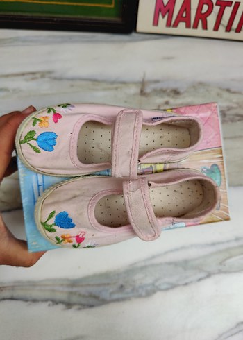 İspanya malı kız çocuk ayakkabısı 25 numara - Görsel 4