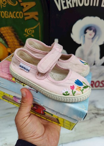 İspanya malı kız çocuk ayakkabısı 25 numara - Görsel 2