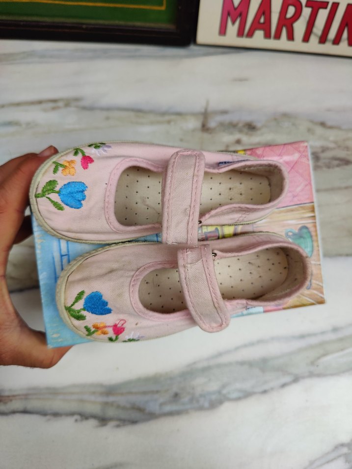 İspanya malı kız çocuk ayakkabısı 25 numara - Görsel 4