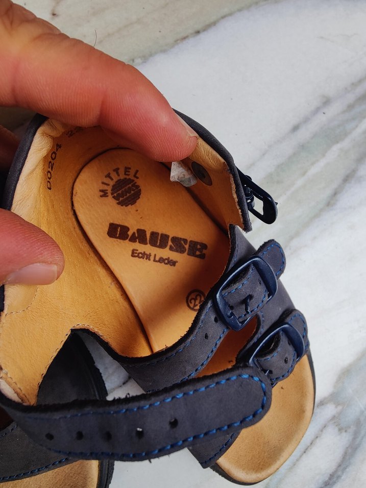 22 numara Avrupa Çocuk deri sandalet - Görsel 2