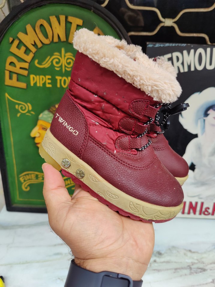 25 numara kız çocuk botu - Görsel 2