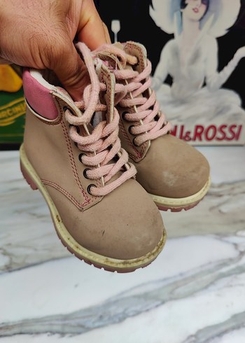 Bej Süet Kız Çocuk Botu LC Waikiki 25 numara - Görsel 2