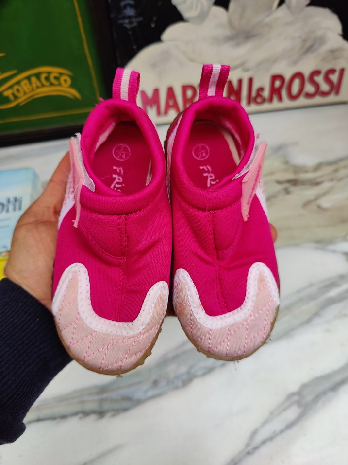 Kız Çocuk Pembe Cırtlı Avrupa 24 numara ayakkabı - Görsel 2