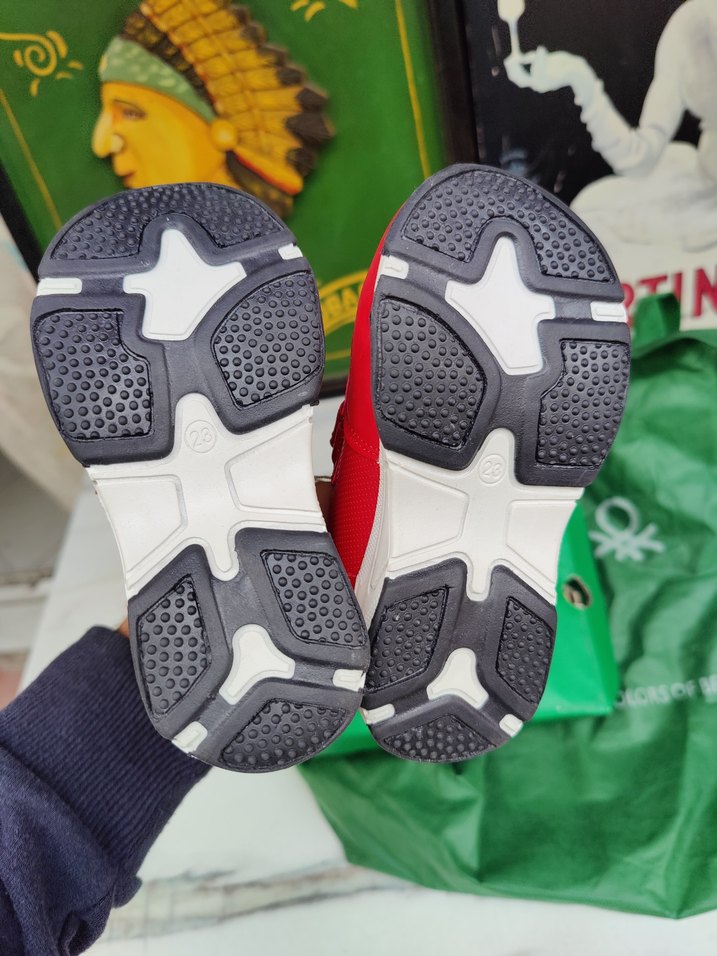 betotton sıfır spor ayakkabı kutulu poşetli 23 numara - Görsel 4