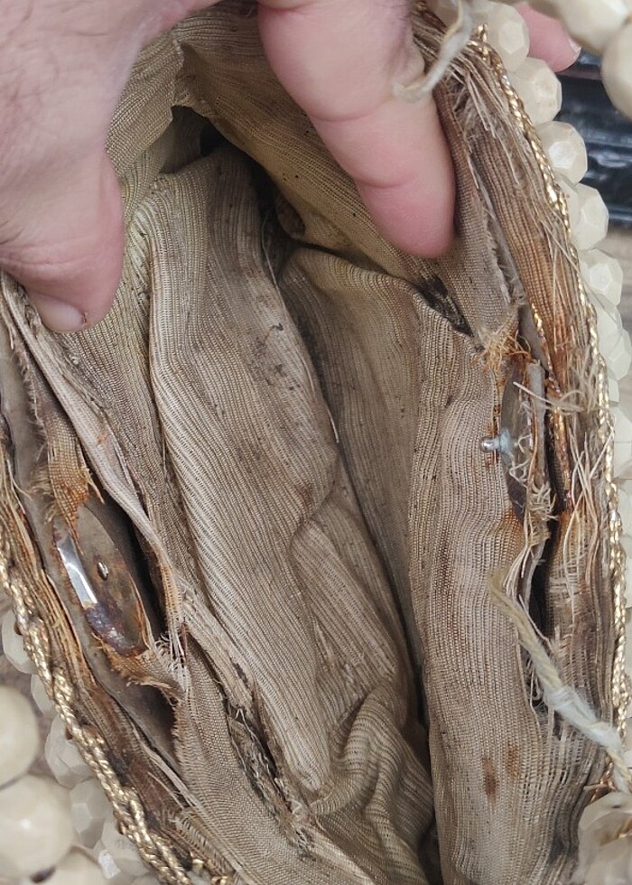 Çok eskilerden antika kadın çantası  - Görsel 2