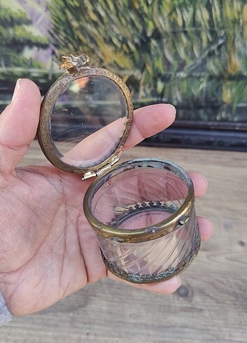 Fransız Bizote cam bronz çerçeve kasa mücevher kutusu  - Görsel 2