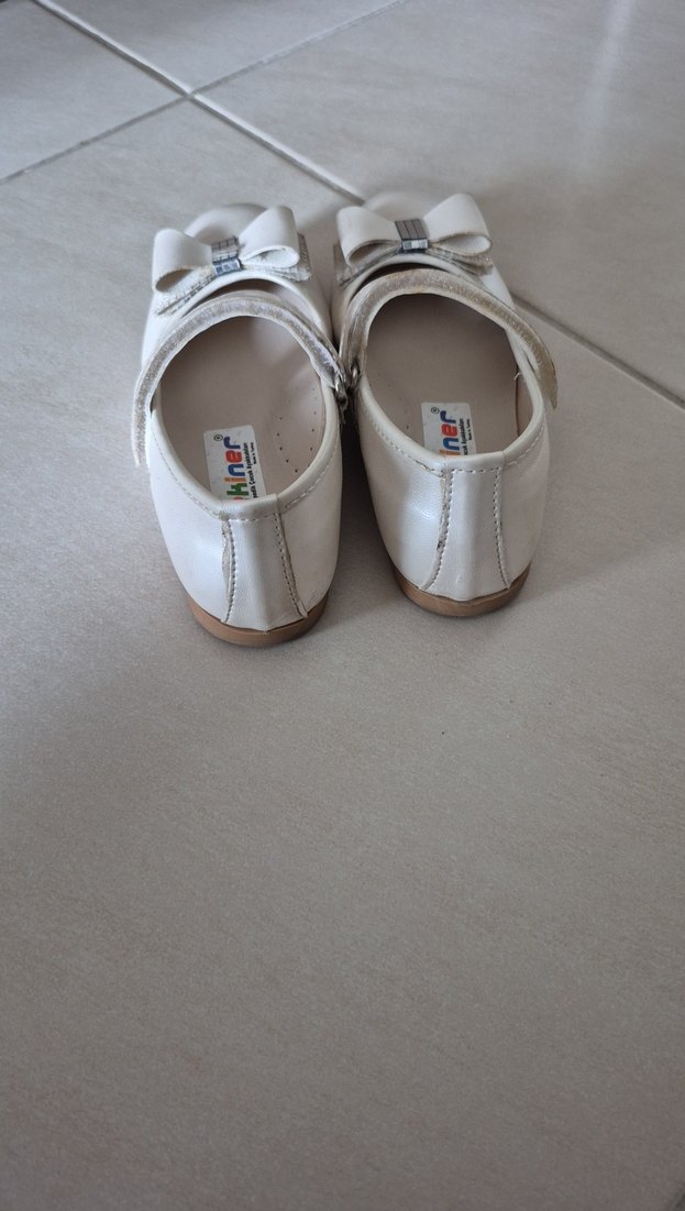 Kız Çocuk Beyaz Tokalı Babet - Görsel 3