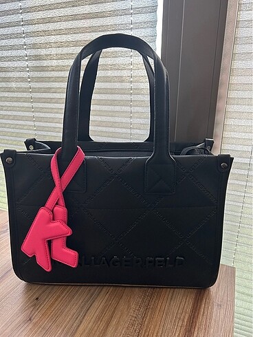 Karl Lagerfeld çanta