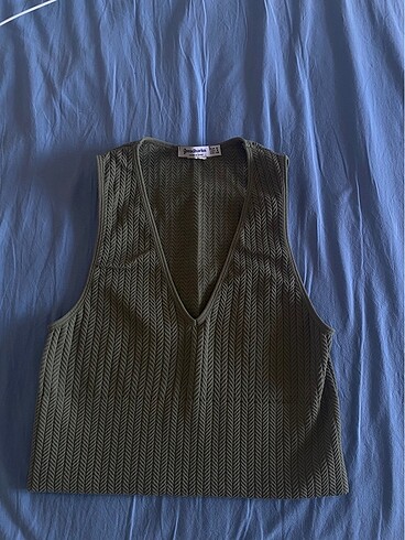 Stradivarius v yaka crop atlet