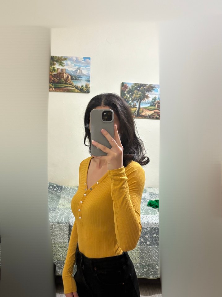 Sarı V Yaka Düğmeli Triko Bodysuit - Görsel 3