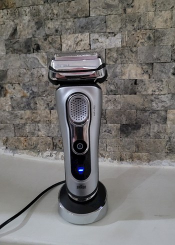 Braun Gri Elektrikli Tıraş Makinesi - Görsel 8