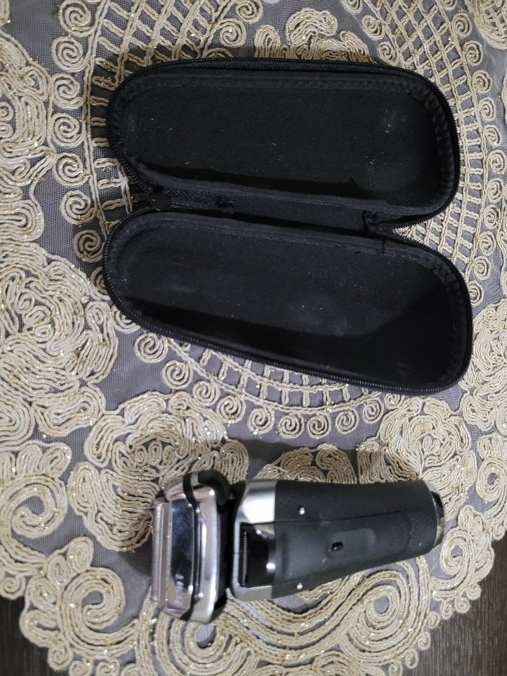 Braun Gri Elektrikli Tıraş Makinesi - Görsel 4