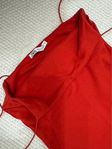Zara Zara vücuda oturan mini kırmızı elbise