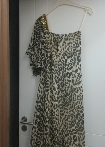 Drapeli Leopar Desenli Uzun Straplez Elbise - Görsel 6