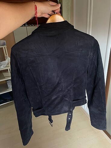 l Beden siyah Renk Pull&Bear Süet Görünümlü Ceket