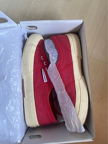 38 Beden Superga Kırmızı Sneaker