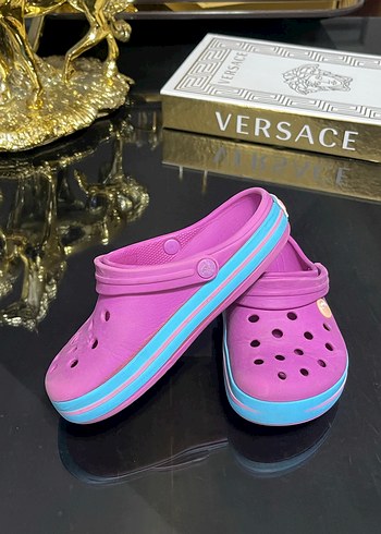 CROCS ORJİNAL Kız çocuk terliği C12 (29-30 no )