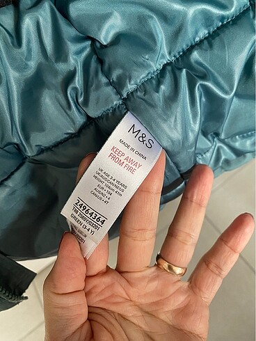 Marks and Spencer su ve ruzgar gecirmez erkek cocuk mont - Görsel 4