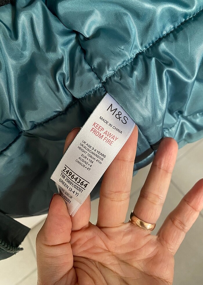 Marks and Spencer su ve ruzgar gecirmez erkek cocuk mont - Görsel 4