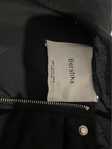 m Beden siyah Renk Bershka mont