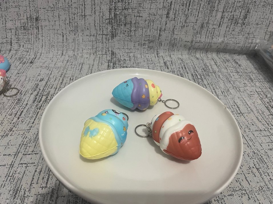 Sukuşi Renkli Sevimli Yumuşak Anahtarlık Oyuncaklar - Görsel 4