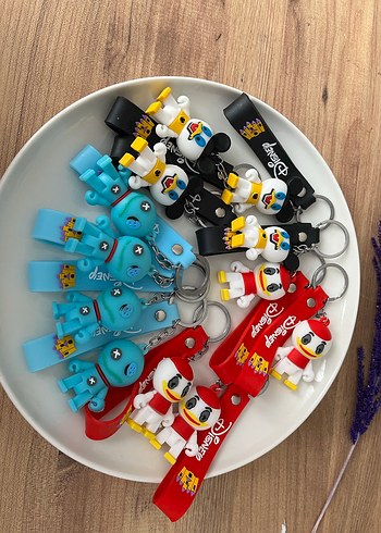 Renkli Disney Temalı Kadın Anahtarlık adet fiyatı - Görsel 3