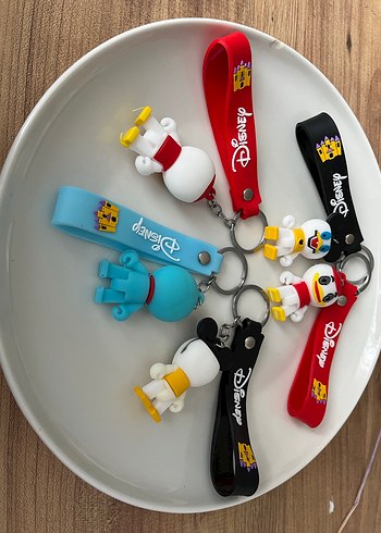 Renkli Disney Temalı Kadın Anahtarlık adet fiyatı - Görsel 2