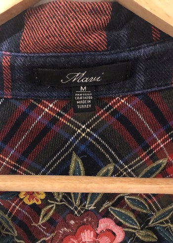 Nakışlı Düğmeli Kadın Gömlek - Görsel 3