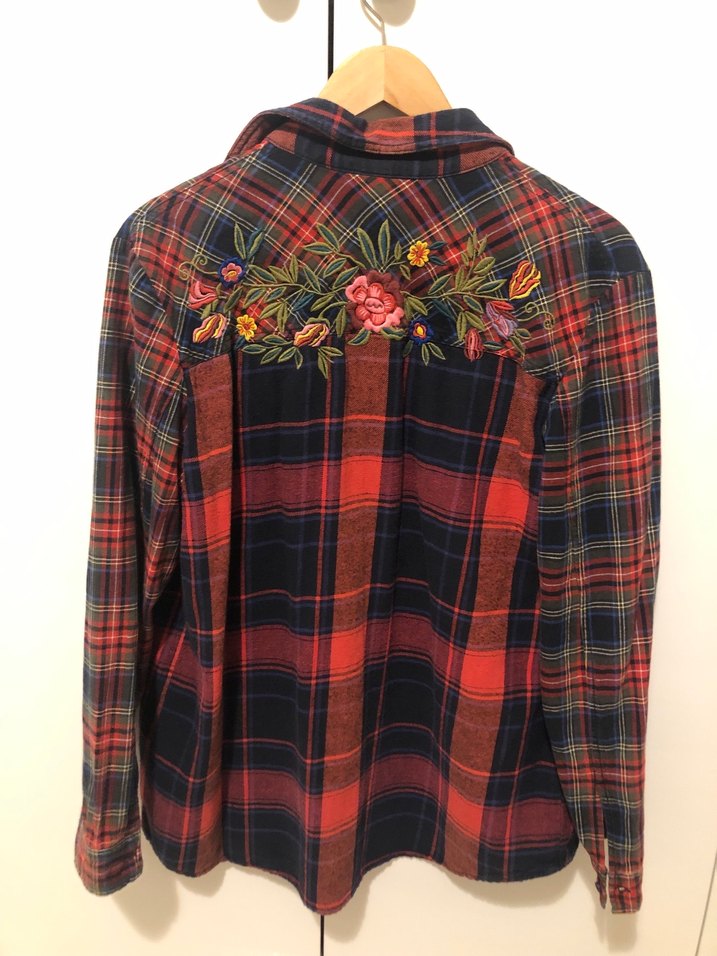 Nakışlı Düğmeli Kadın Gömlek - Görsel 2