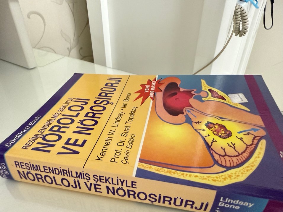 Resimlendirilmiş Nöroloji ve Nöroşirürji Kitabı - Görsel 2