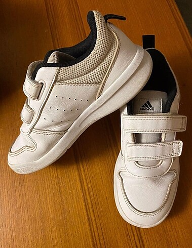 Adidas 31,5 numara spor ayakkabı