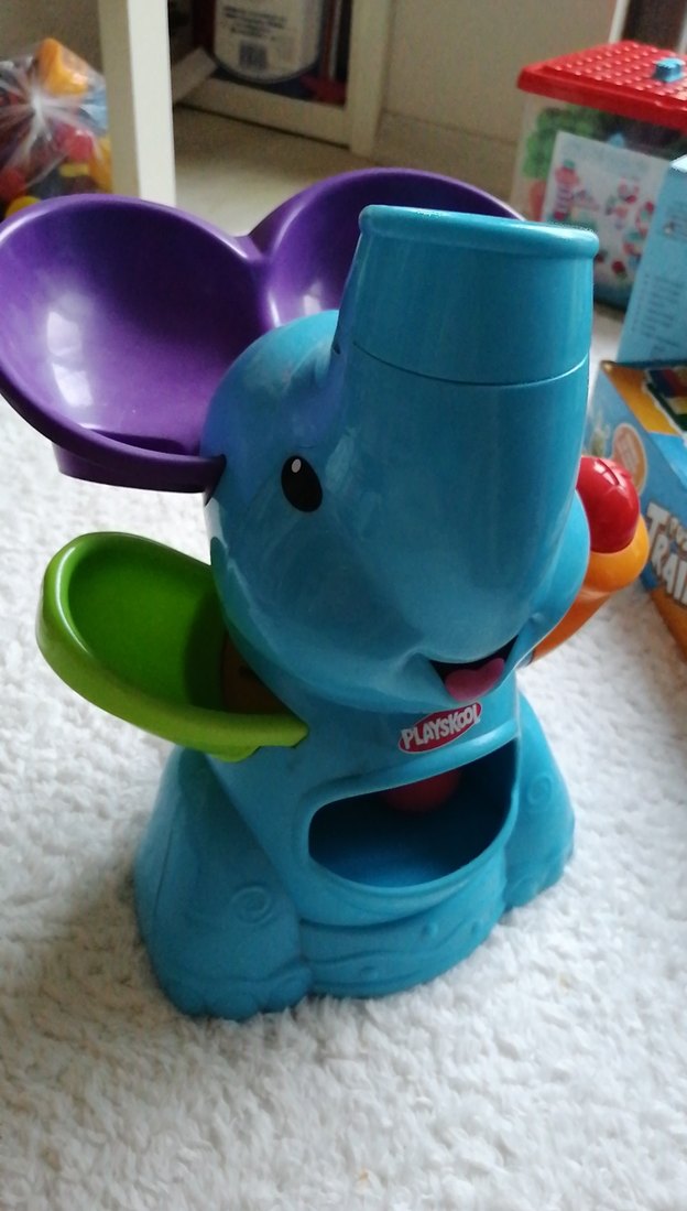 PLAYSKOOL Yaramaz Toplar Fil - Görsel 3